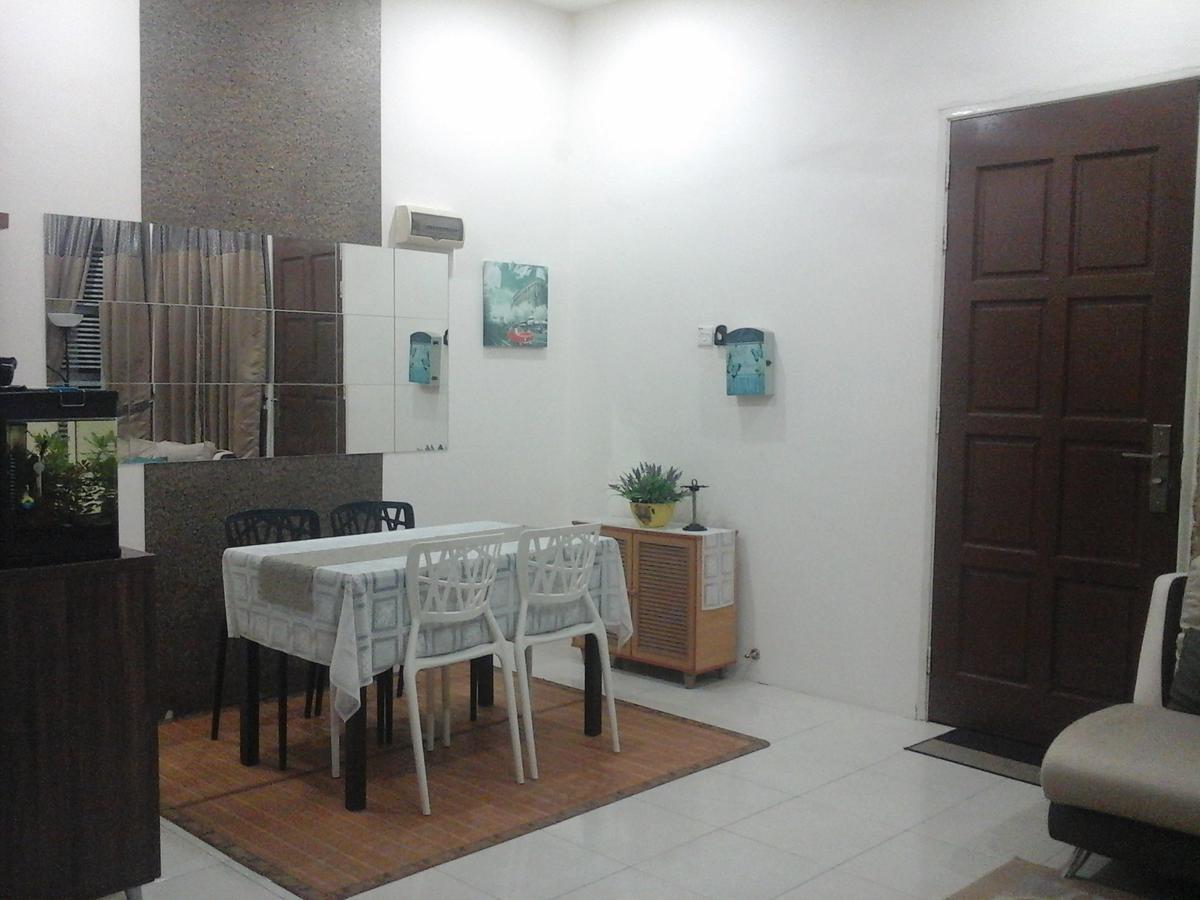 Miker Homestay 斯里伊斯兰德 外观 照片